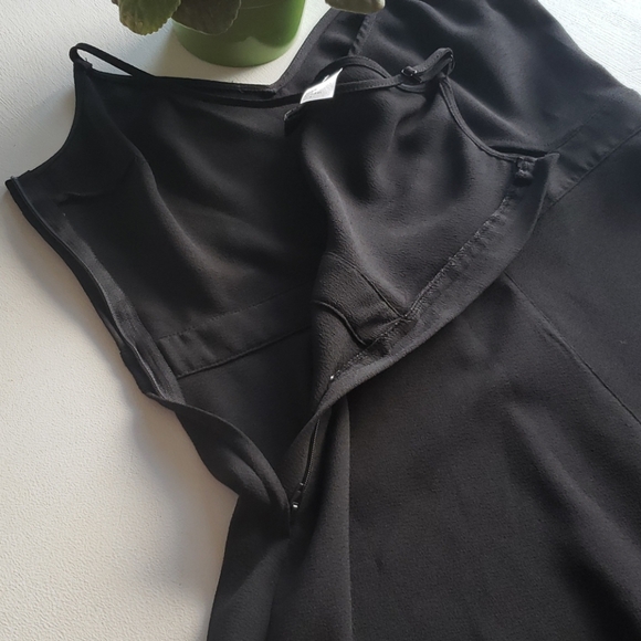 Black romper with peekaboo back - Picture 3 of 3